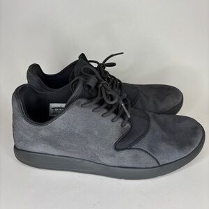 NIKE Air Jordan Eclipse 724368-005 Shoes Men's Size 13  Gray Suede lace up